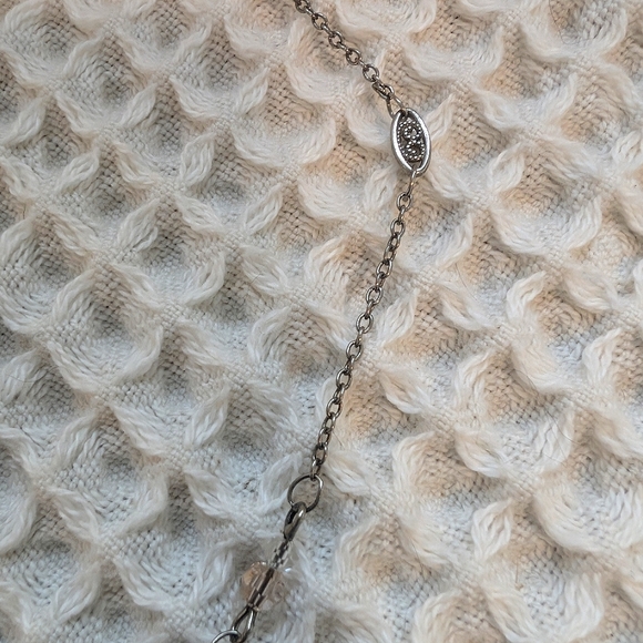 Sorrelli Vintage Brushed Antique Silver Pendant with Clear and Pink Crystals - Picture 4 of 8